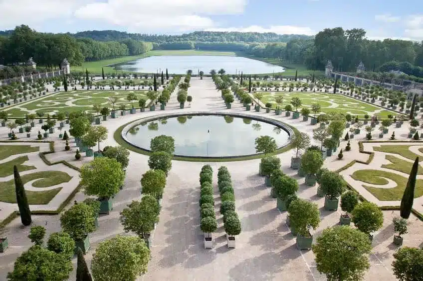 Palacio de Versalles desde París 