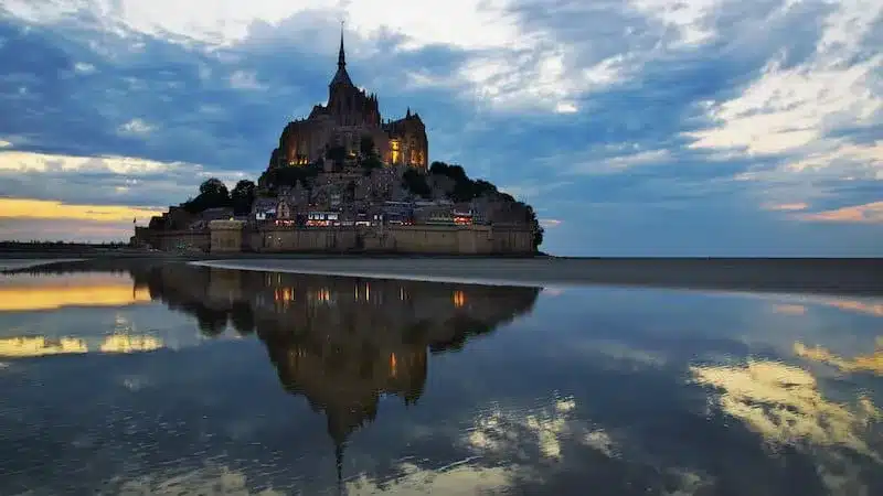 El calendario de las mareas del Mont Saint Michel