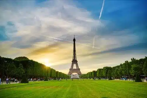 La Torre Eiffel es sin duda la atracción más famosa de París