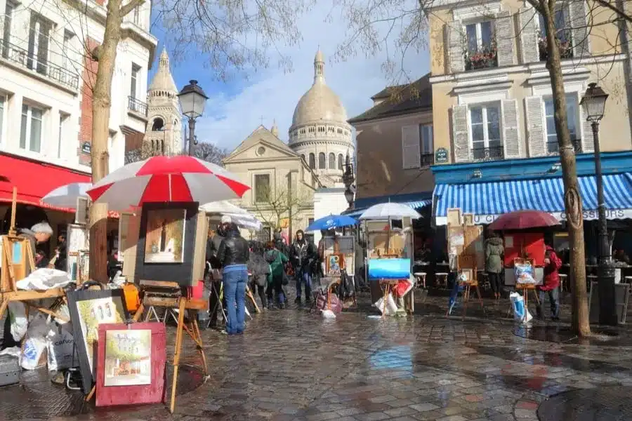 Visitar Place du Tertre en Montmartre, París