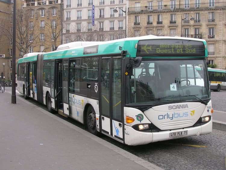 Orlybus, pullman da/per l'aeroporto di Parigi