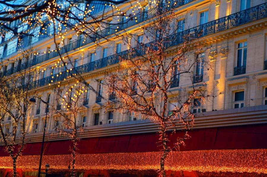 Le illuminazioni natalizie a Parigi