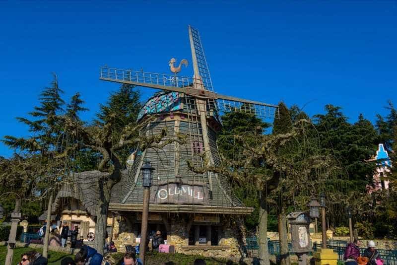 Old Windmill nella zona di Fantasyland, Disneyland Paris